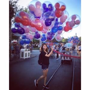 Meet your Posher, Lily